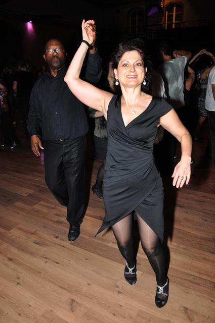 min 2014 12 21 station danse 250